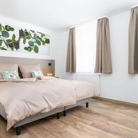 Uffenheim Hotel Zur Traube מראה חיצוני תמונה