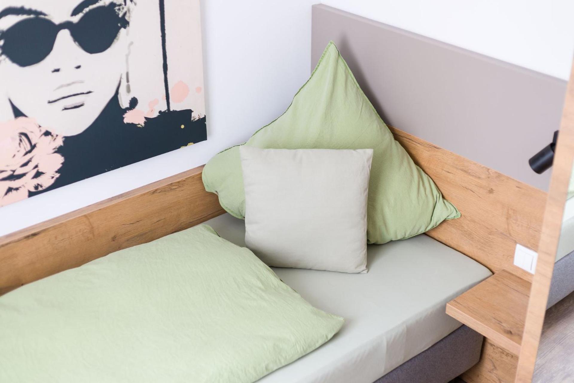 Uffenheim Hotel Zur Traube מראה חיצוני תמונה