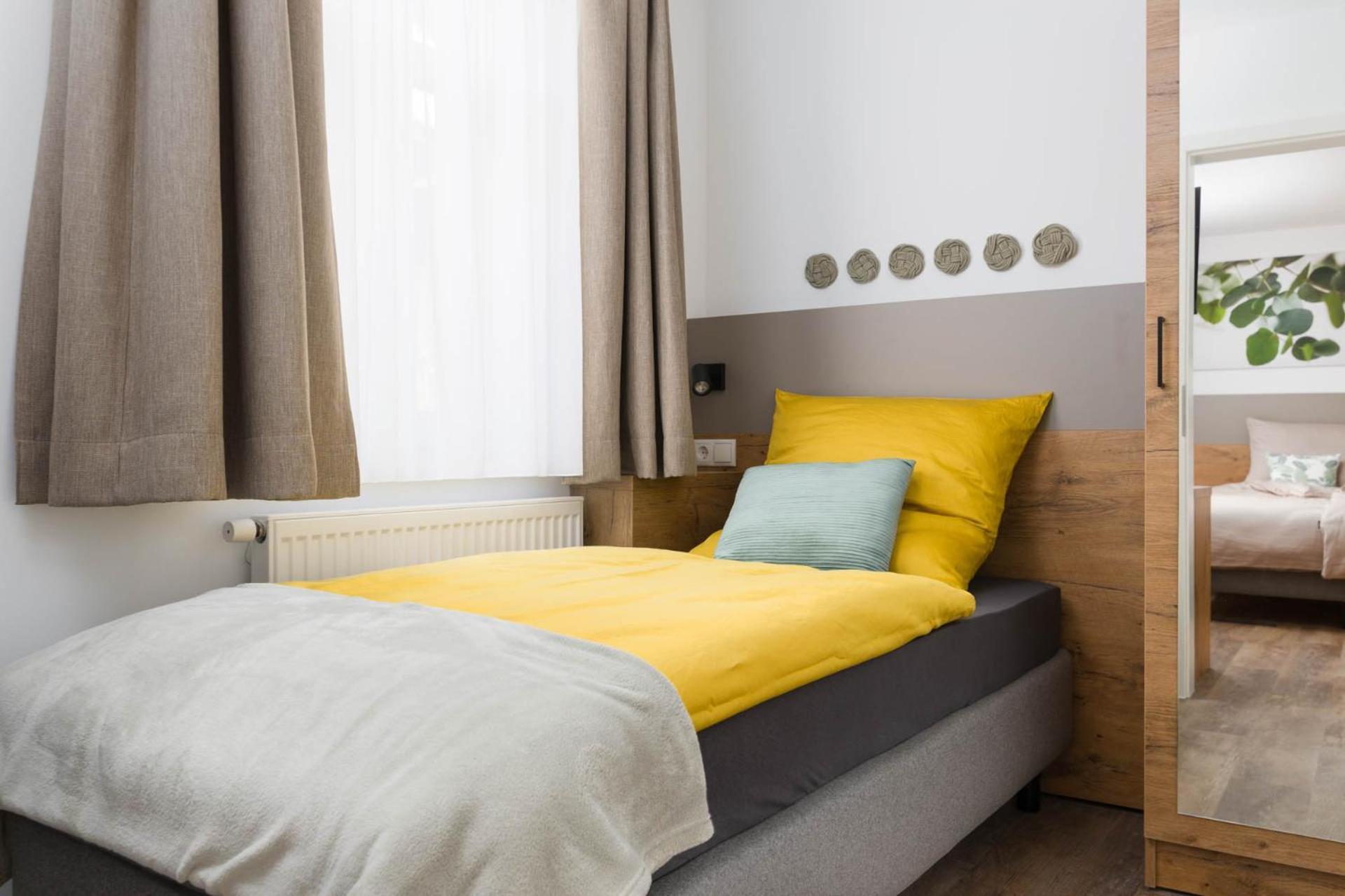 Uffenheim Hotel Zur Traube מראה חיצוני תמונה